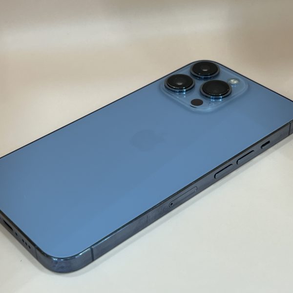 iPhone 13 Pro 128GB  – Unlocked